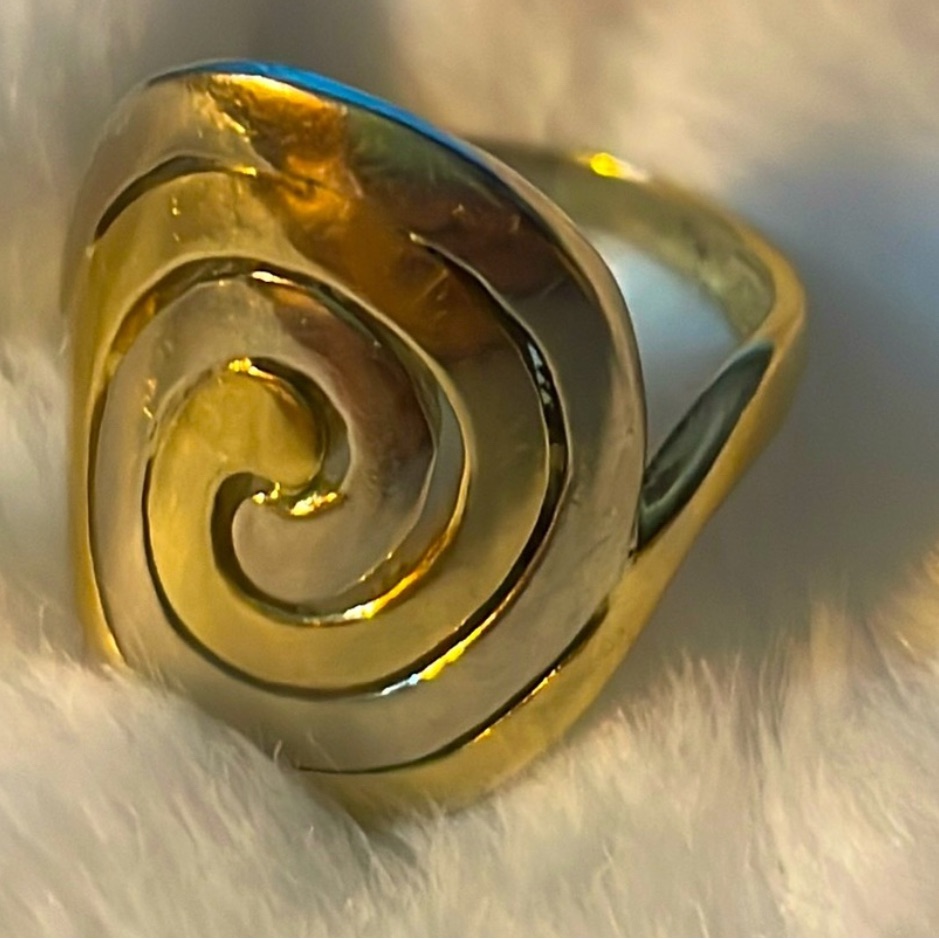 14k Gold Swirl Ring Solid 14k Gold Swirl Ring Solid